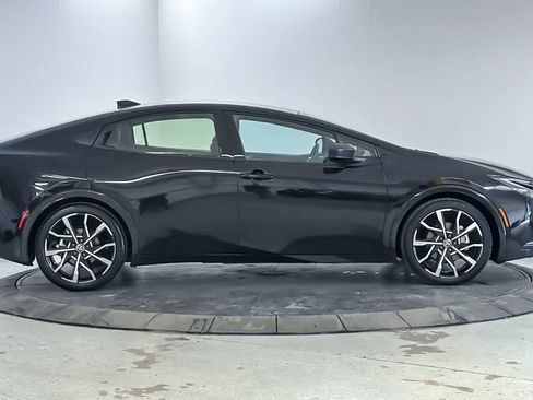 Used 2024 Toyota Prius Prime Premium w/ Advanced Technology Package FWD image 8