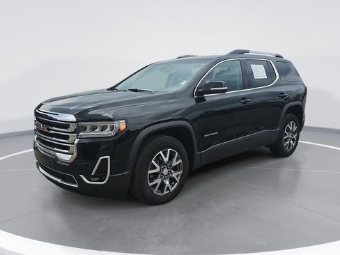 Certified 2023 GMC Acadia SLT w/ Preferred Package AWD/4WD image 9