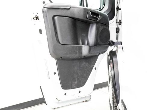 Used 2023 RAM ProMaster 2500 FWD image 36