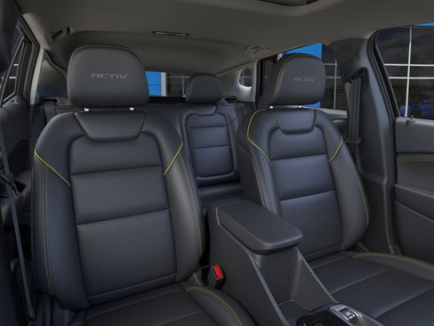 New 2025 Chevrolet Trax ACTIV w/ Sunroof Package image 50