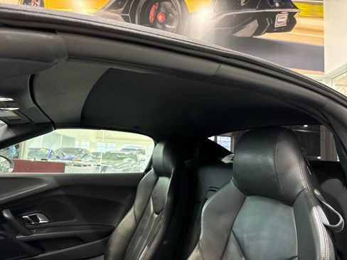 Used 2020 Audi R8 V10 w/ 20" Wheel Package image 50