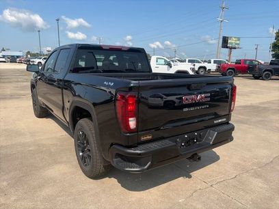 New 2026 GMC Sierra 1500 Elevation w/ Elevation Select Package