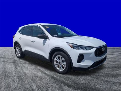 Certified 2024 Ford Escape Active FWD image 2
