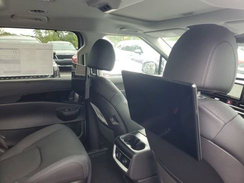 New 2026 Kia Carnival SX Prestige FWD image 31