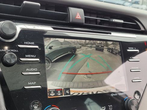 Used 2019 Toyota Camry XSE image 20