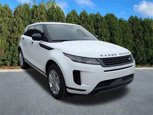 Used 2026 Land Rover Range Rover Evoque S image 3