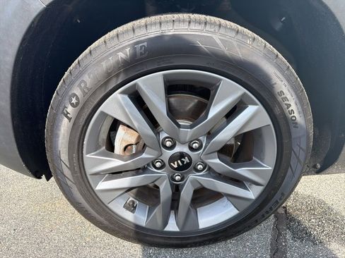 Used 2021 Kia Seltos LX image 38