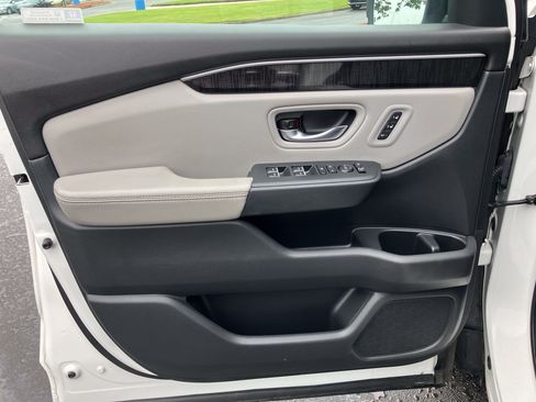 Certified 2023 Honda Pilot Elite image 14