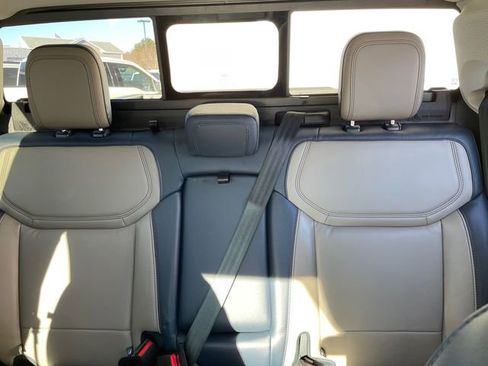 Used 2025 Ford Maverick Lariat w/ 4K Tow Package image 36