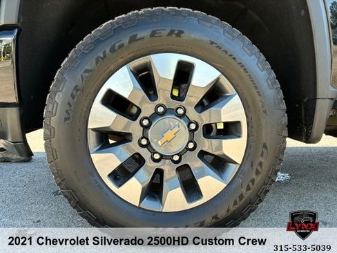 Used 2021 Chevrolet Silverado 2500 Custom w/ Custom Convenience Package AWD/4WD image 34
