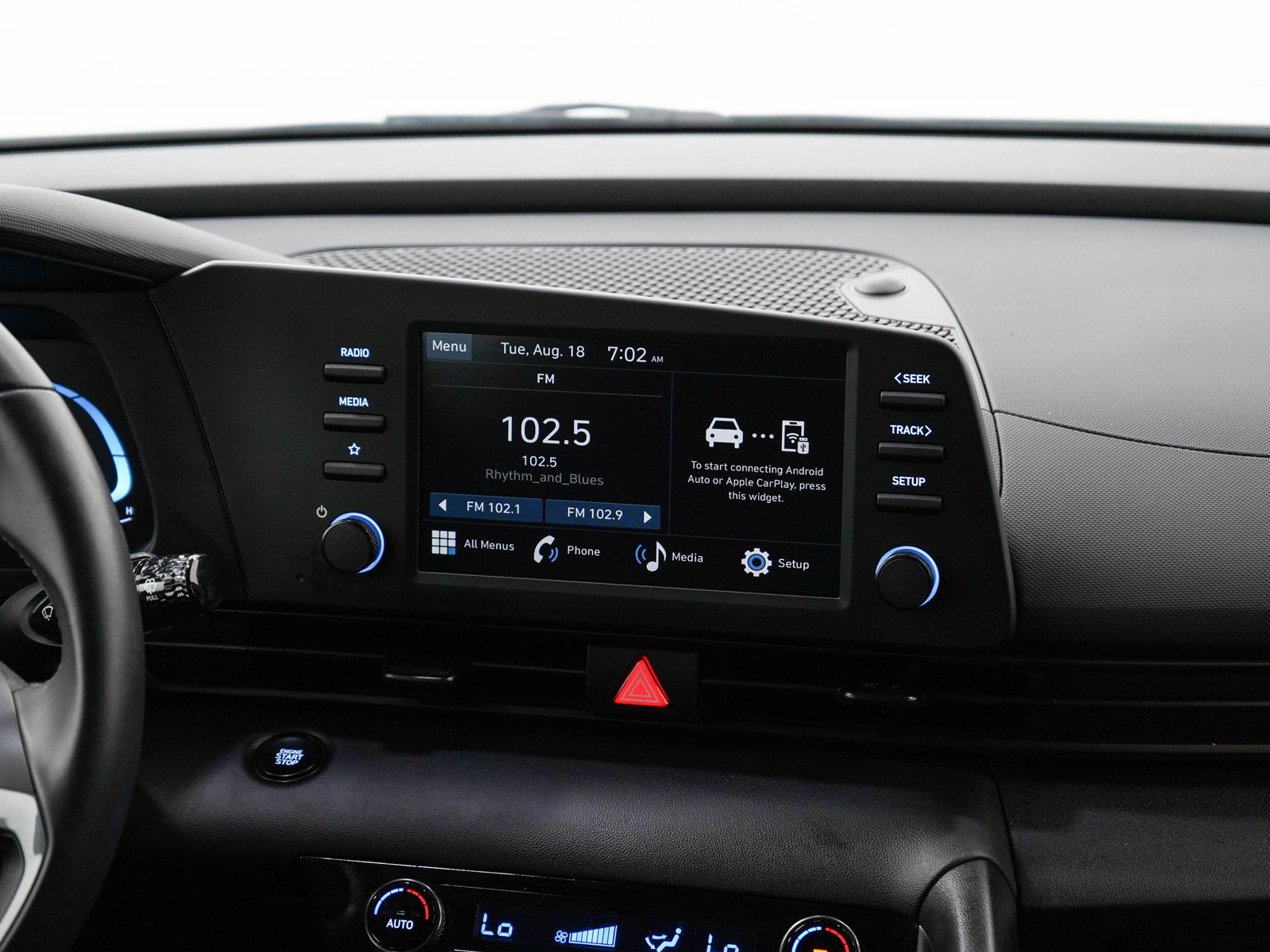 Certified 2025 Hyundai Elantra Sport FWD image 14