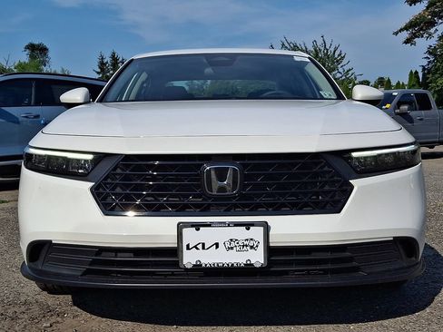 Used 2023 Honda Accord LX image 2