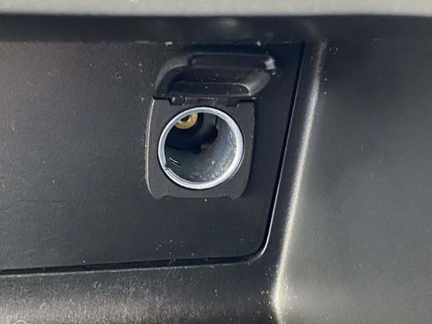 Used 2022 Chevrolet Colorado W/T w/ Custom Special Edition image 37