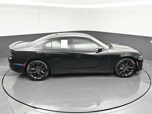 Used 2021 Dodge Charger SXT w/ Blacktop Package image 24