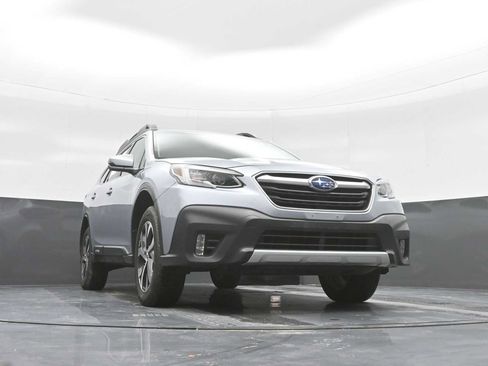 Used 2022 Subaru Outback Limited image 33