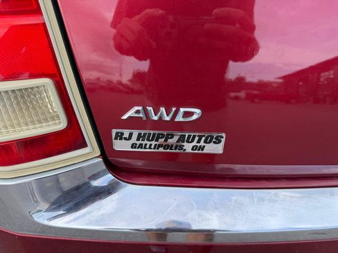 Used 2013 Chrysler 300 AWD w/ Driver Convenience Group image 18