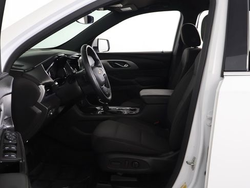 Used 2023 Chevrolet Traverse LT AWD/4WD image 25
