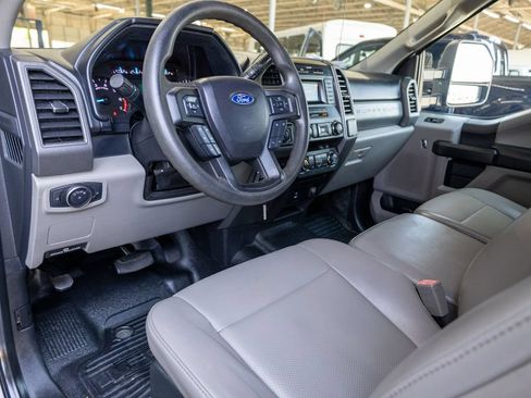 Used 2019 Ford F350 XL w/ Power Equipment Group RWD image 9