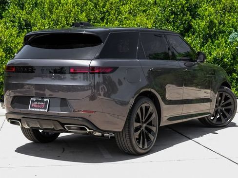 New 2026 Land Rover Range Rover Sport Dynamic SE AWD/4WD image 9