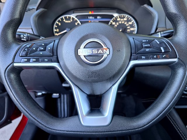 Used 2023 Nissan Altima 2.5 SV FWD image 12