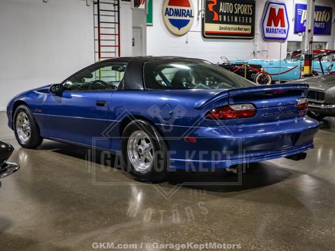 Used 1994 Chevrolet Camaro Z28 image 6
