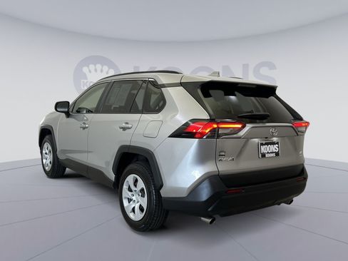 Used 2019 Toyota RAV4 LE w/ All Weather Liner Package AWD/4WD image 7