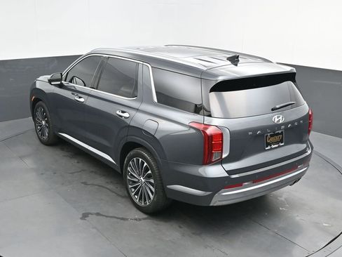 Used 2023 Hyundai Palisade Calligraphy FWD image 32