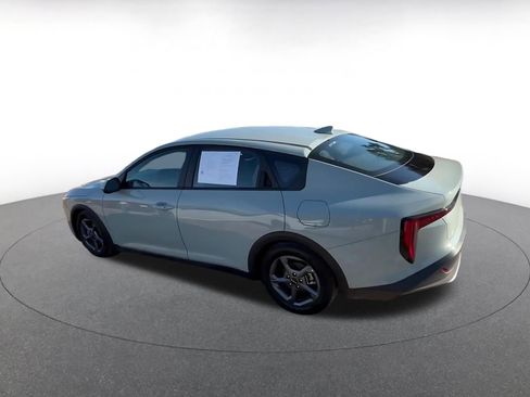 Used 2025 Kia K4 FWD image 10