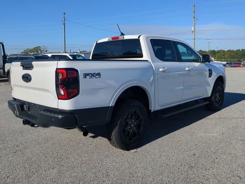 Used 2025 Ford Ranger Lariat w/ FX4 Off-Road Package image 3