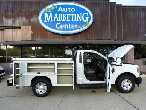 Used 2019 Ford F250 XL w/ Power Equipment Group RWD image 25