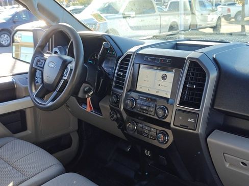 Used 2019 Ford F150 XLT w/ Trailer Tow Package image 27
