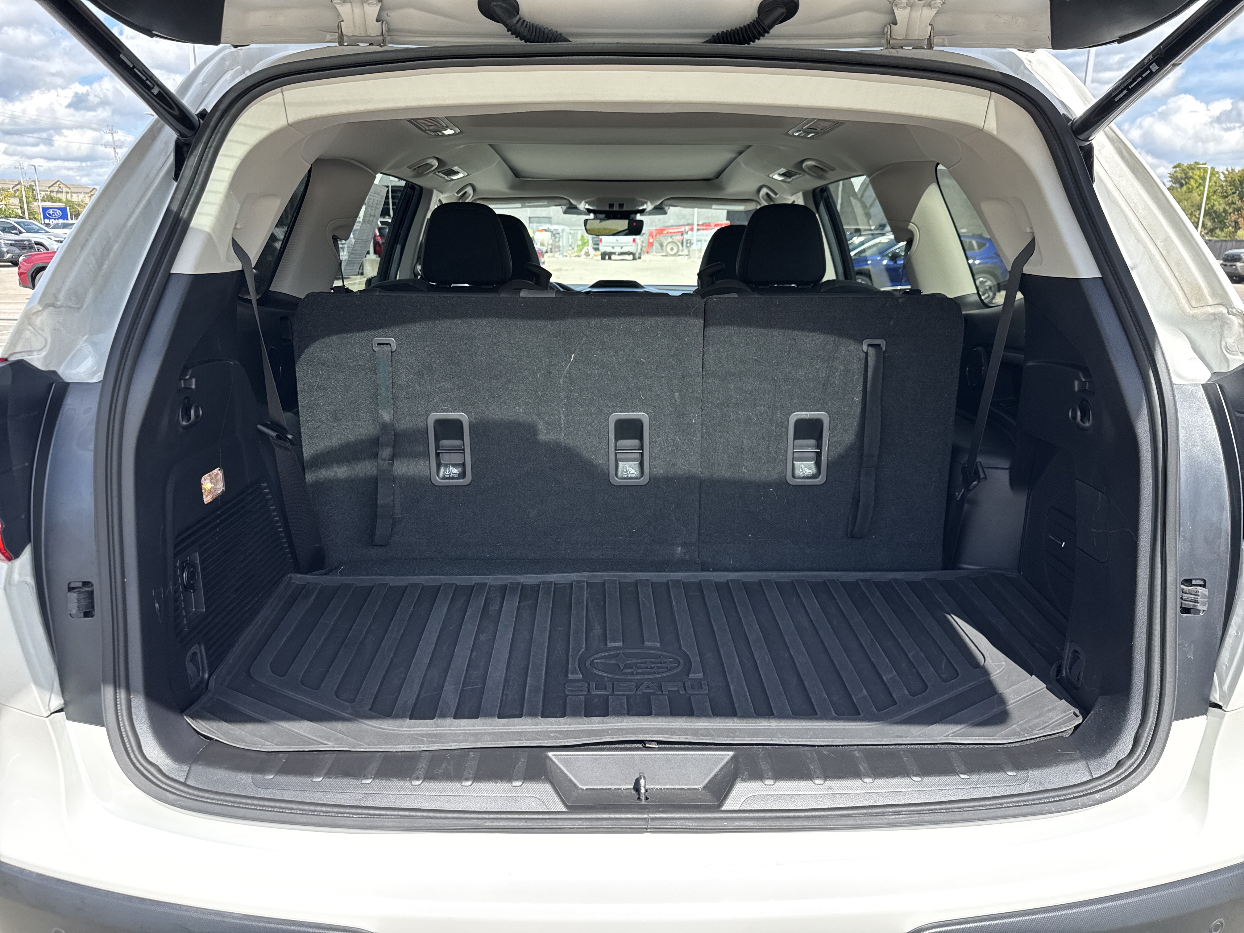 Certified 2023 Subaru Ascent Onyx Edition Limited AWD/4WD image 13