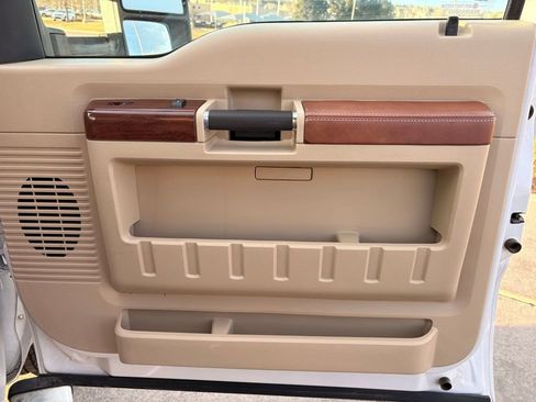 Used 2010 Ford F350 King Ranch image 32