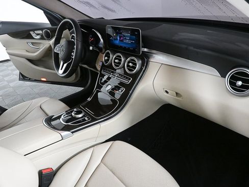 Used 2019 Mercedes-Benz C 300 Sedan image 21