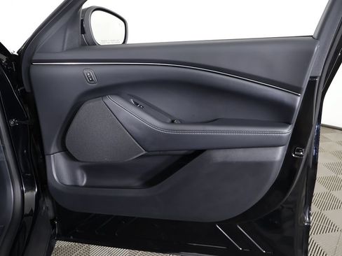 Used 2025 Ford Mustang Mach-E Select w/ Comfort Package Lite RWD image 24