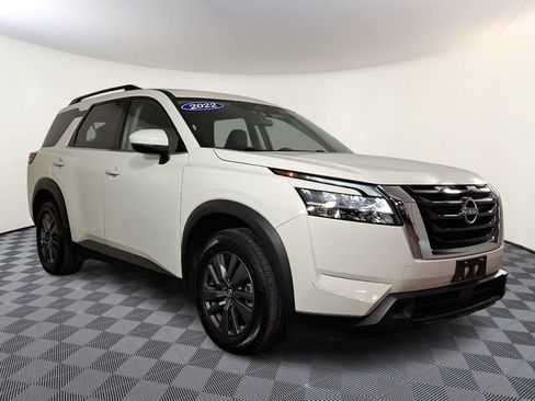Used 2022 Nissan Pathfinder SV AWD/4WD image 1