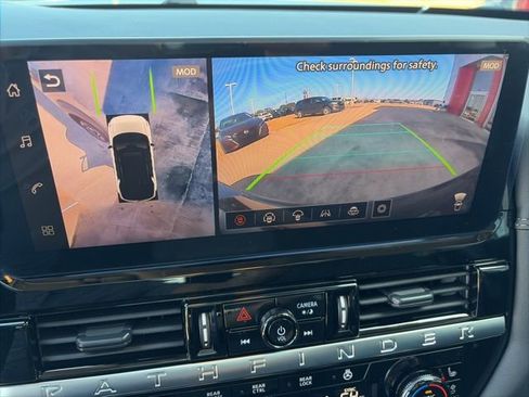 New 2026 Nissan Pathfinder Platinum image 15