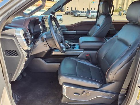 Used 2022 Ford F150 Lariat w/ Equipment Group 502A High image 25