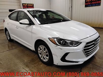 Used 2018 Hyundai Elantra SE w/ SE Connectivity Package 04