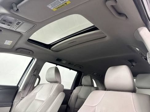 Used 2016 Honda Odyssey EX-L image 17