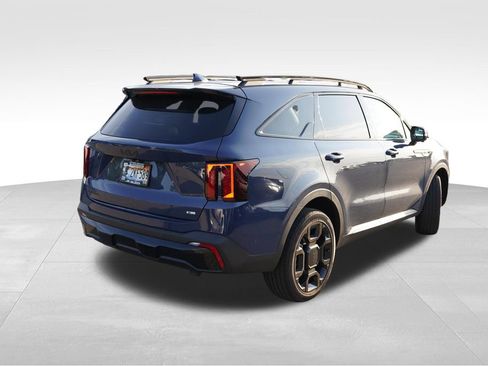 Certified 2026 Kia Sorento SX AWD/4WD image 3