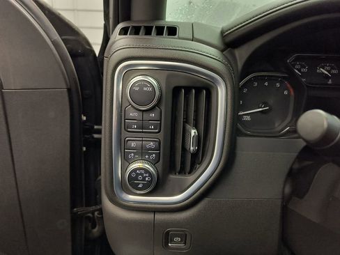 Used 2022 GMC Sierra 1500 SLT w/ SLT Premium Package image 27