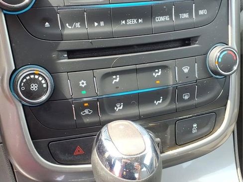 Used 2015 Chevrolet Malibu LS FWD image 9