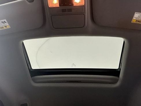 Used 2023 Honda Odyssey EX-L image 33