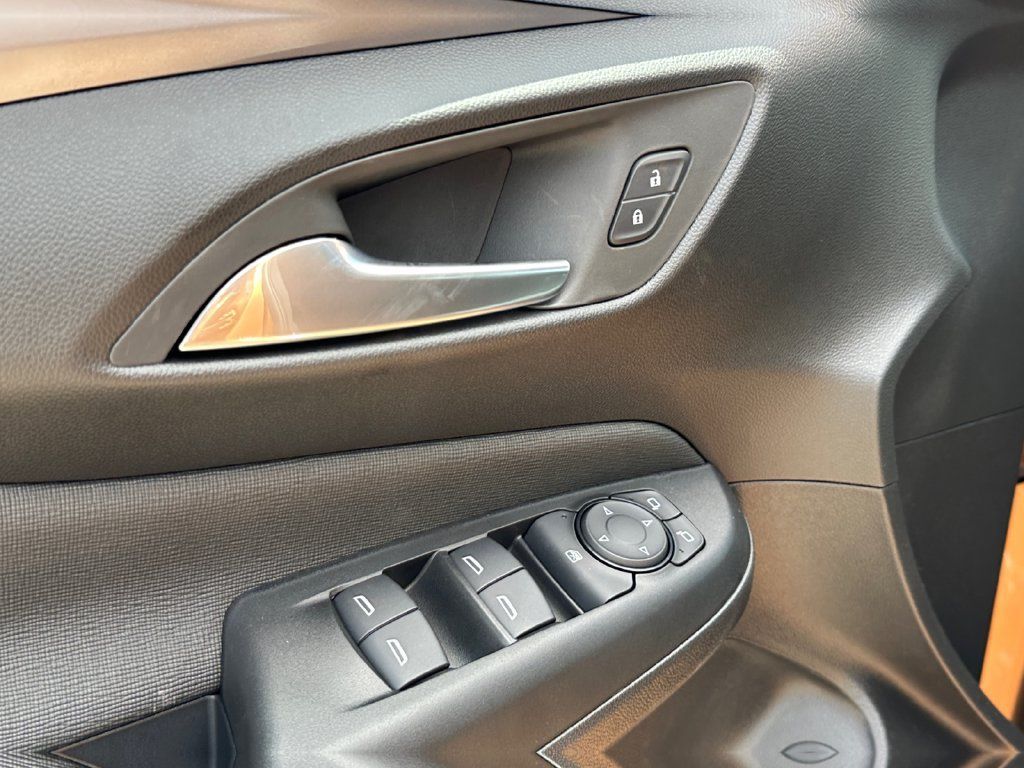 New 2026 Buick Envista Preferred w/ Convenience I Package FWD image 16