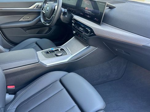 Used 2025 BMW i4 eDrive40 image 19