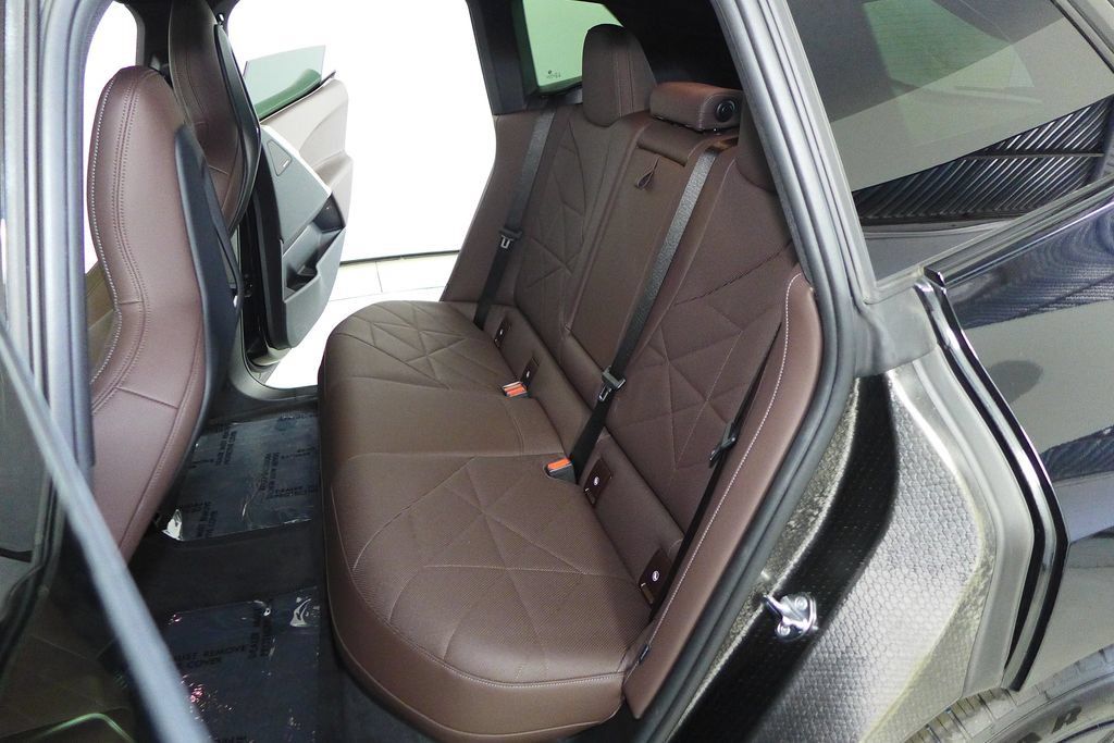 Used 2024 BMW iX xDrive50 w/ Convenience Package AWD/4WD image 20