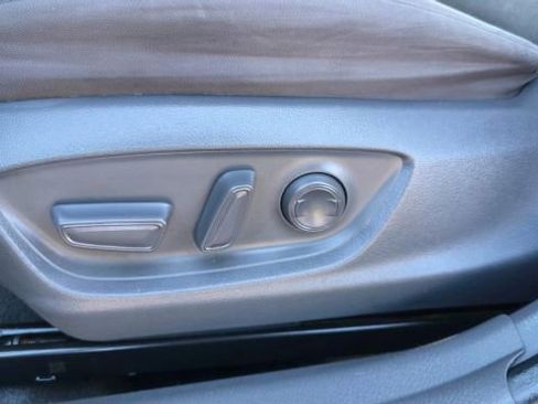 Used 2019 Toyota Camry LE image 50