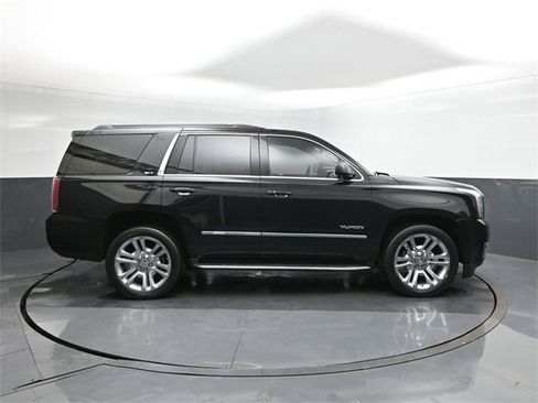 Used 2018 GMC Yukon SLT w/ Premium Edition image 26