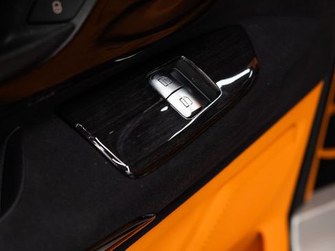 Used 2023 Mercedes-Benz Metris Passenger image 51